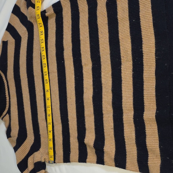 J Crew Women's Cashmere Sweater - Picture 5 of 6